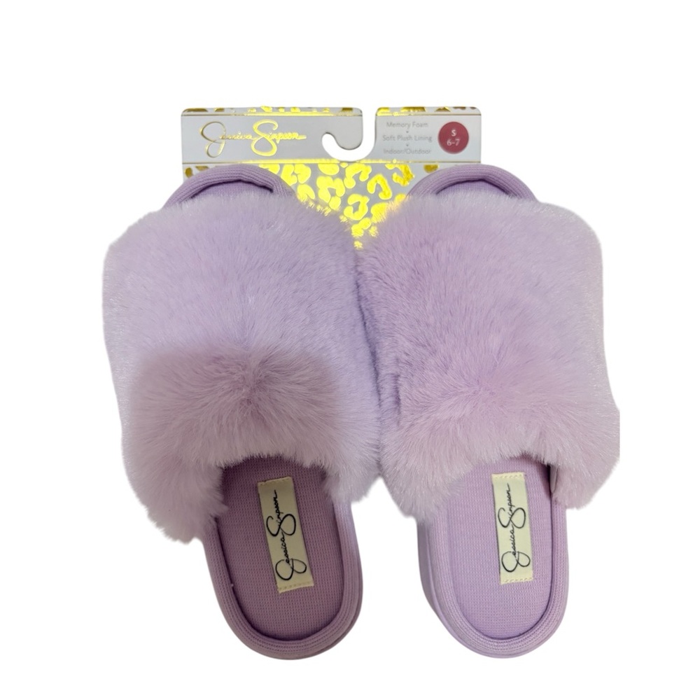 Jessica Simpson Lavender Fuzzy Slippers